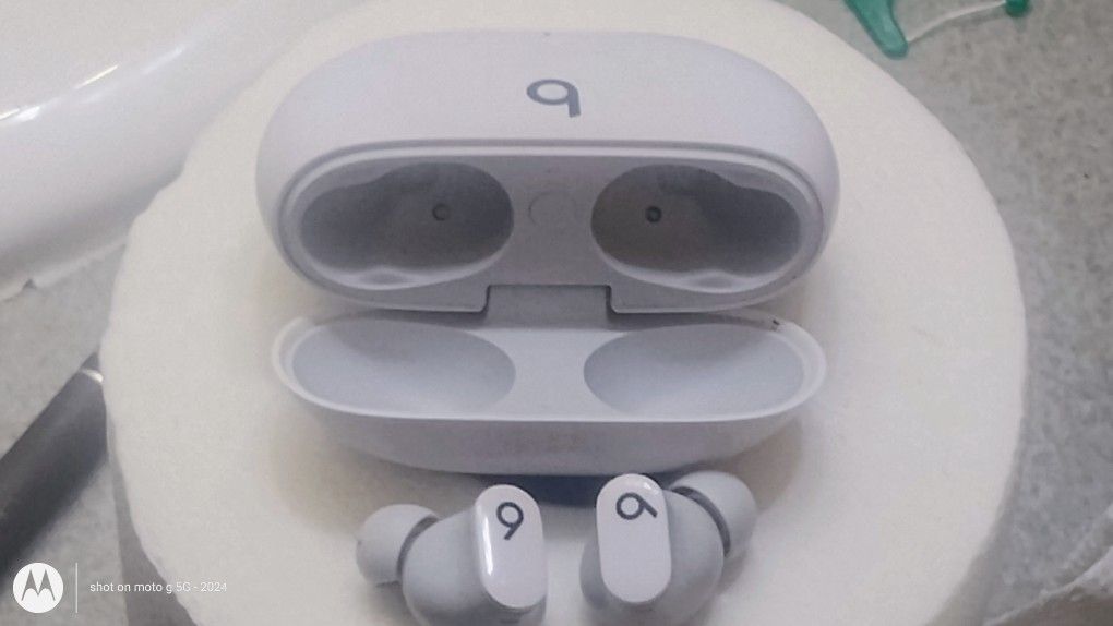 Beats True Wireless Earbuds