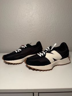 New Balance 327 Black and White Sneakers