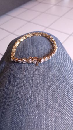 Brazalete de sterling silver 925 con piedras bañado en Oro