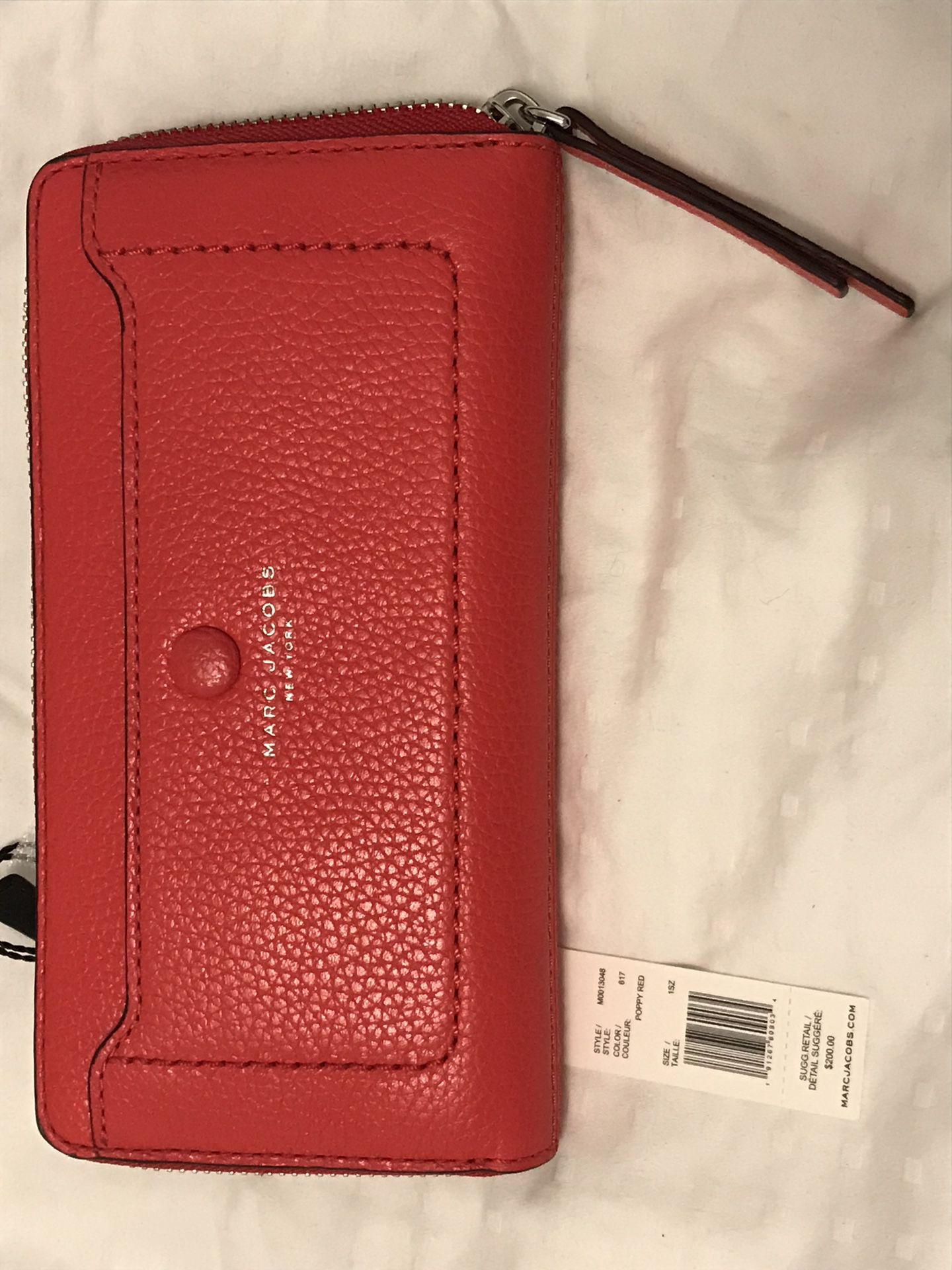 Marc Jacobs Standard Continental Wallet in Poppy Red
