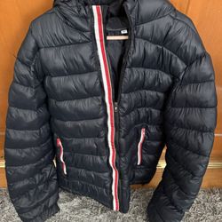 Waldorf Dark Blue Puffer Jacket Size XL