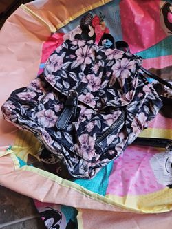 Velvet Magnetic Packpack Purse 