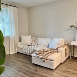 SHUFFLE SOFA WITH REVERSIBLE CHAISE