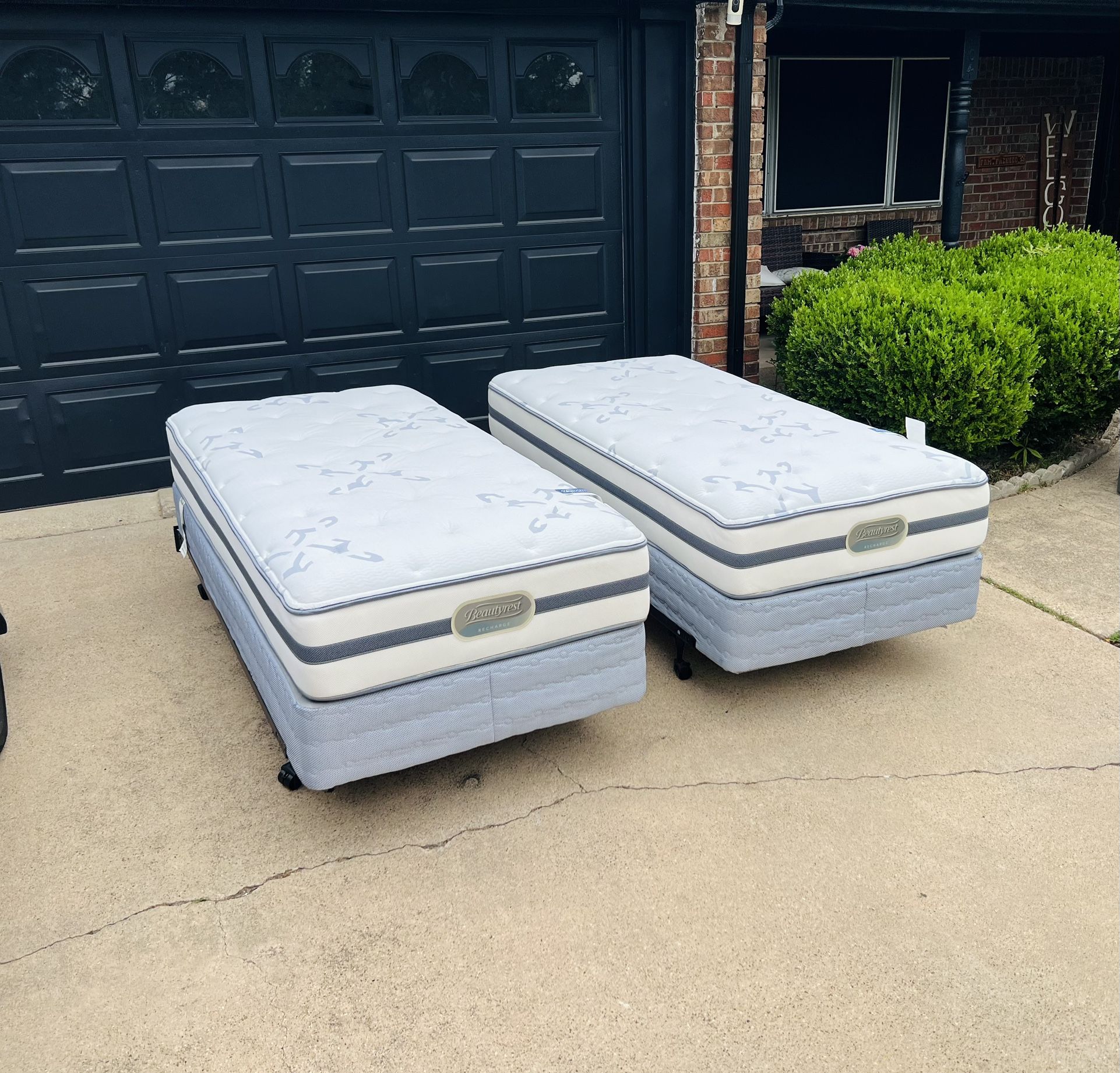 Beauty Rest Twin XL Beds/King Bed