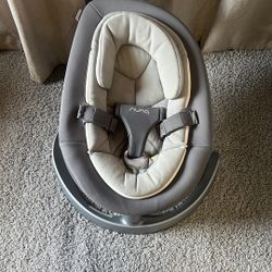 Nuna Leaf Grow Baby Swing