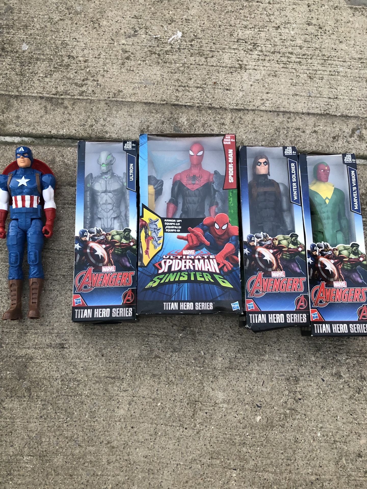 Marvel Avengers/Spider Man action figures