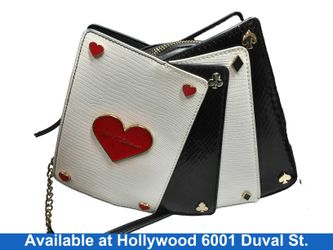 Betsey Johnson Card Black Wallet