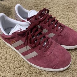 Adidas Sneakers