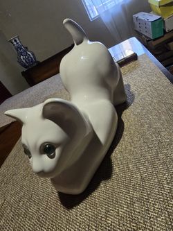Large Vintage White Ceramic Cat by Elpa Alcobaca Portugal