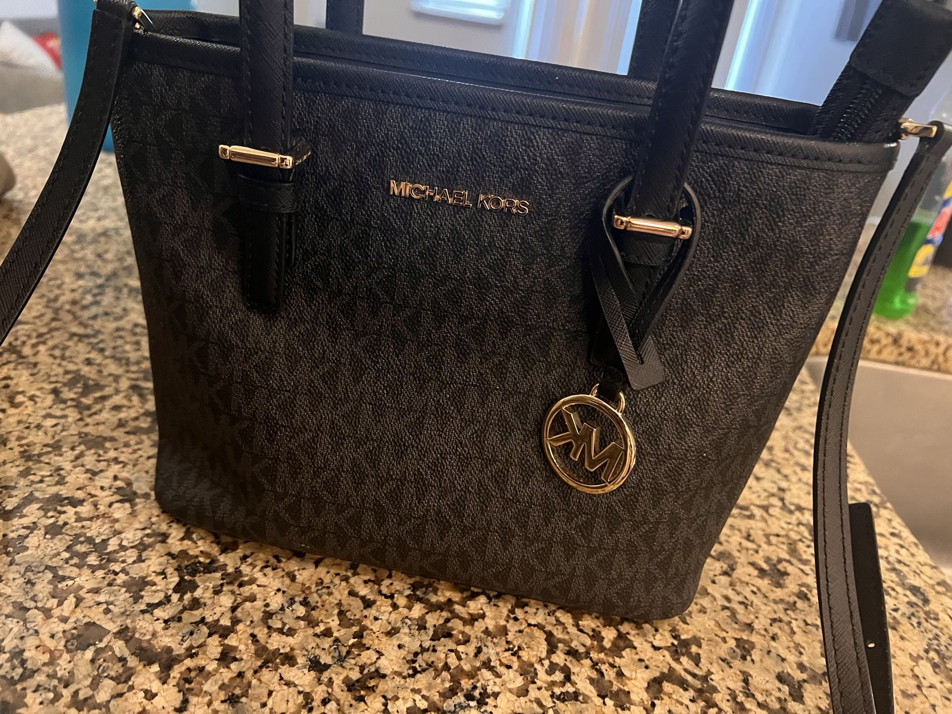 MK Purse And Marc Jacobs Tote Bag