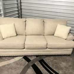 Gorgeous XL 7 1/2 Foot Ashley Beige Couch! 