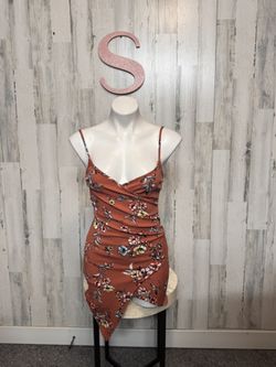 Love J Rust Floral Bodycon Mini Dress Asymmetrical Hem  Size Small NWT