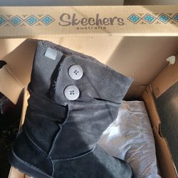 Sketchers Boots