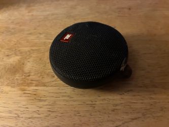 JBL Clip 2 Bluetooth Speaker