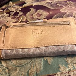 Fossil Wallet!REDUCED😍