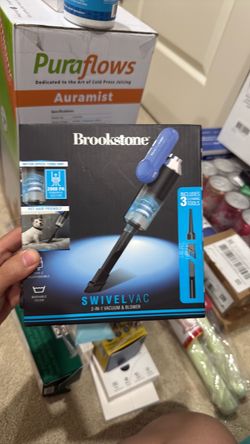 Brookstone SwivelVac 2-in-1 Vacuum & Blower