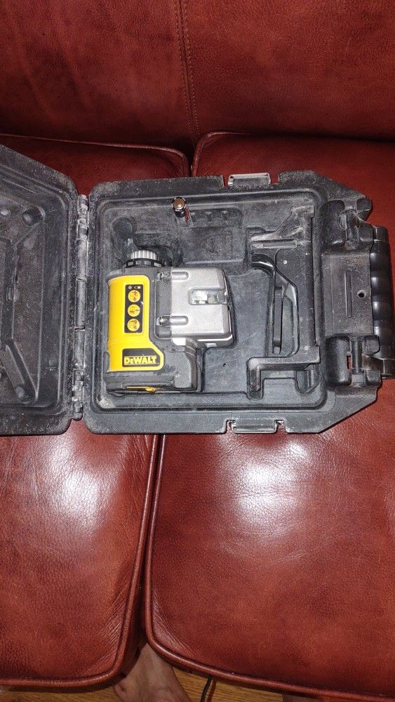 DeWalt DW089 Laser
