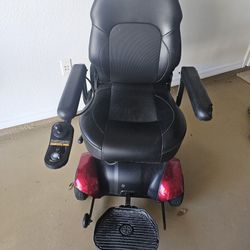 Vision CF Powered Chair