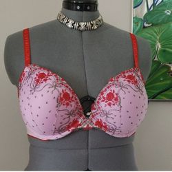NWT Victoria’s Secret Bra