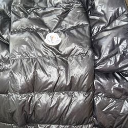 Moncler Bubble Jacket Size Small Worn A Couple Times  Could Talk Down The Price Range Be