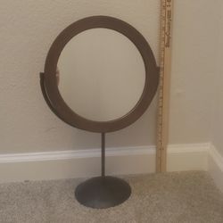Circular Vanity Makeup Mirror 