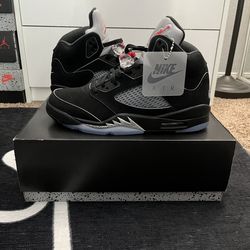 Jordan 5 retro og black metallic reimagined size 9.5