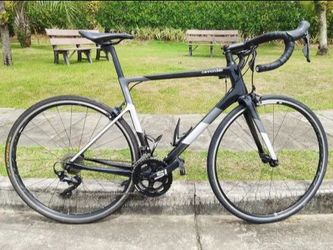 SuperSix EVO Carbon Disc 105