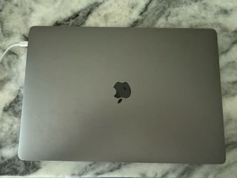 Apple MacBook Pro 16 in 2020 Space Gray/Intel Core i7 2.60 GHz, 512 GB storage 16 GB RAM