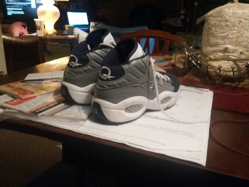 Reebok questions all leather basketball very nice