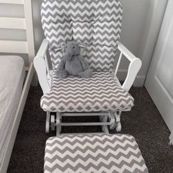 Nursery Rocking Chair 