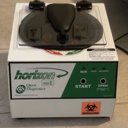 Centrifugadora/ Centrifuge 
