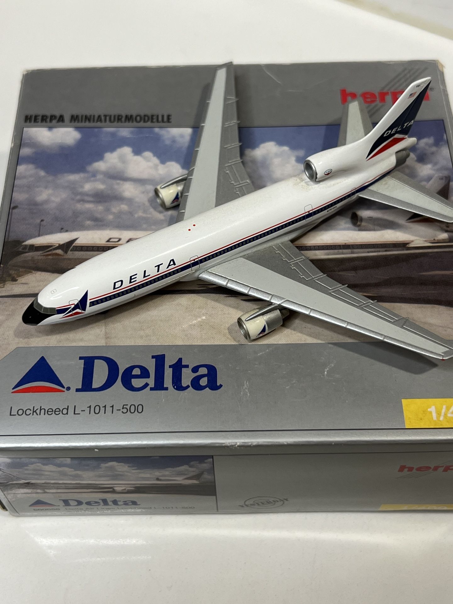 Delta Air Lines Lockheed L 1011 Herpa 1:400 Die Cast