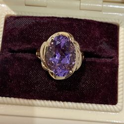 14K GOLD AMETHYST RING 