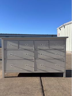 White dresser 8 drawers