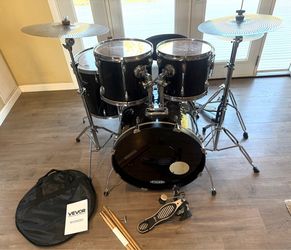 In Upland 91784. Ludwig Accent Combo complete 5 piece drum set new quiet cymbals stands new throne hihat pedal $500 cash
