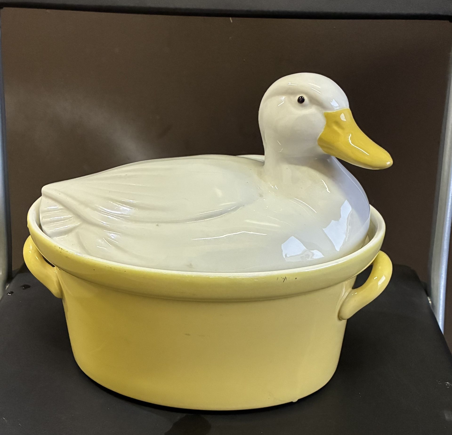 “Vintage Duck Casserole Dish – $75, Priced to Sell!”