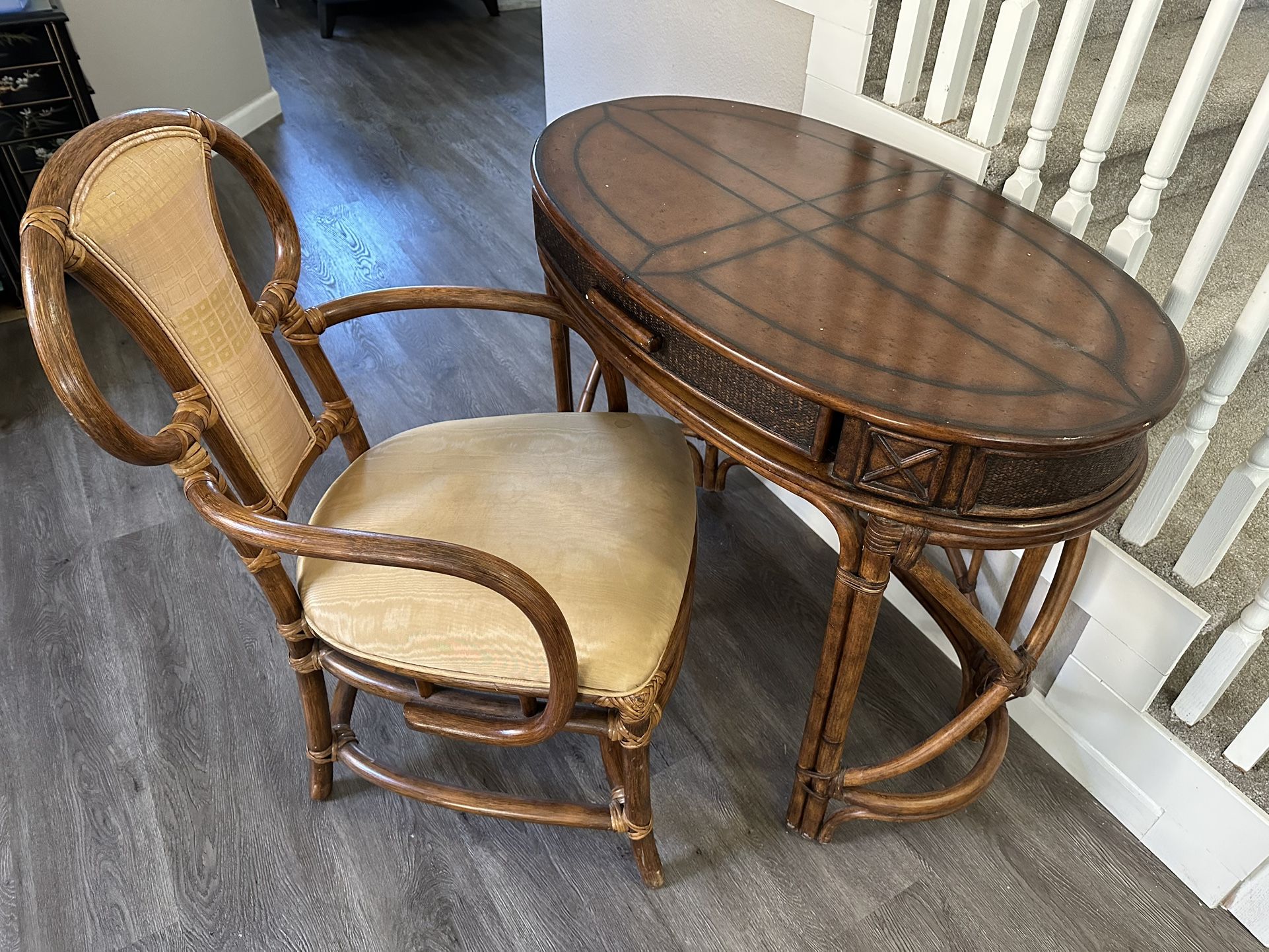 Bombay bamboo Ice Crackled Rattan Desk With bentwood bamboo Chair. Drawer is missing slide underneath. Some imperfections on top of desk 36" W x 31"