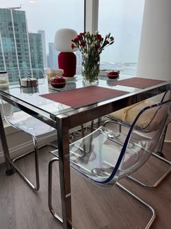 IKEA GLIVARP Extendable Glass Dining Table + 4 Clear Acrylic Chairs