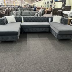 New Modular Sectional .  Grey Velvet .  75” X 127” X 27”.  Free Delivery !