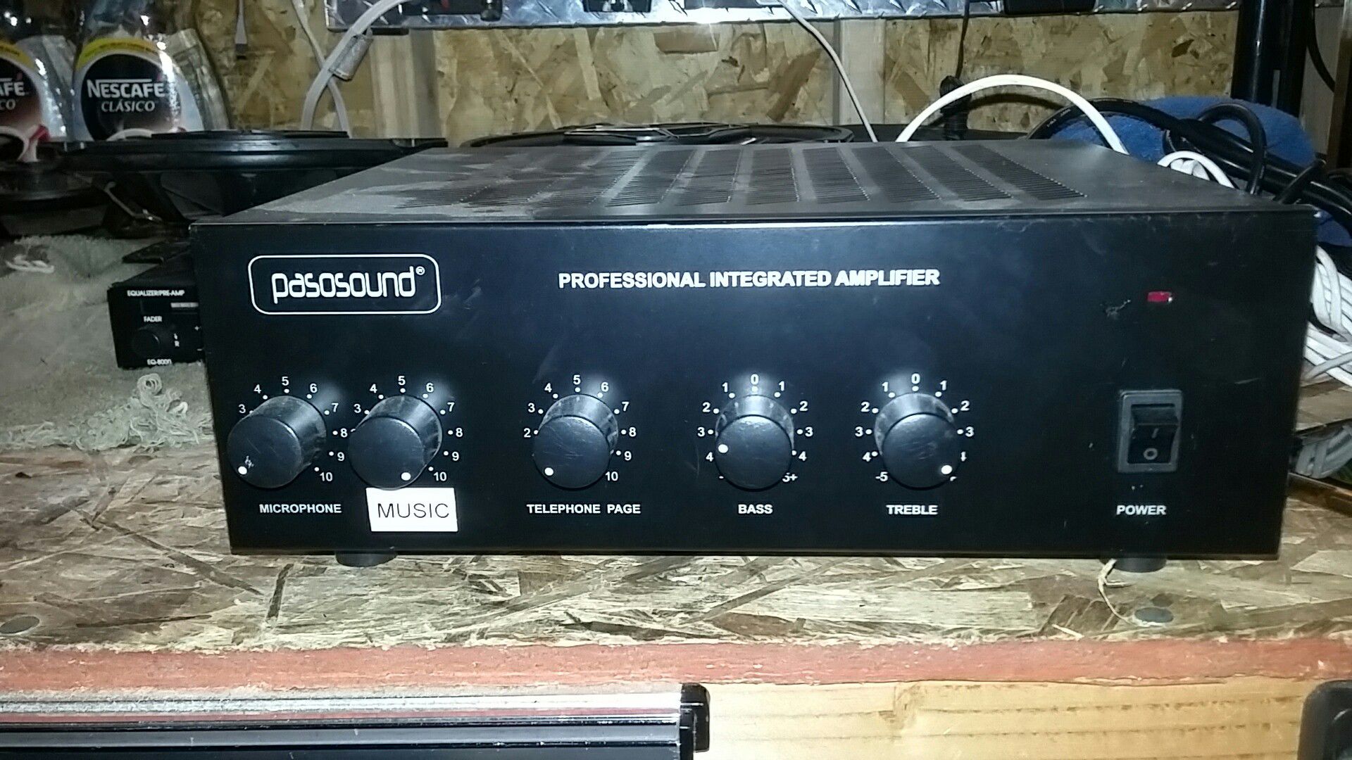 PASO SOUND PROFESSIONAL INTEGRATED AMPLIFIER