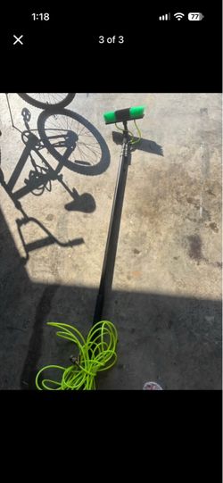 Solar panel brush