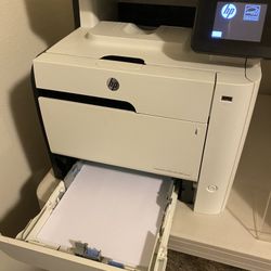 HP Office Printer 🖨️ * Energy star ⭐️ It Does Color Copies & Black & White , Plus Scanner, Fax, Email, & Bluetooth 