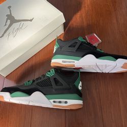 Jordan 4s