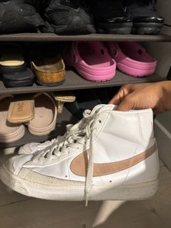 Nike Blazer Mid White Pink Sneakers