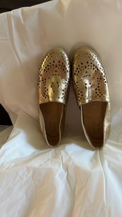 NATURALIZER. Women’s Slip On Shoes Size 8.5