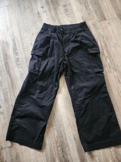 Old navy wide leg cargo pants