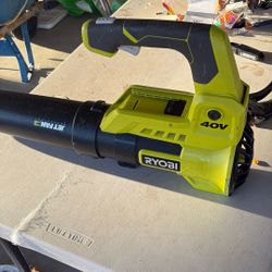 Leaf Blower RYOBI 110 MPH 525 CFM 40-Volt 