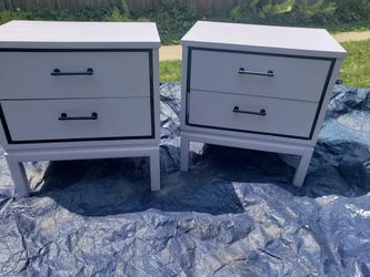 Night stands/end tables
