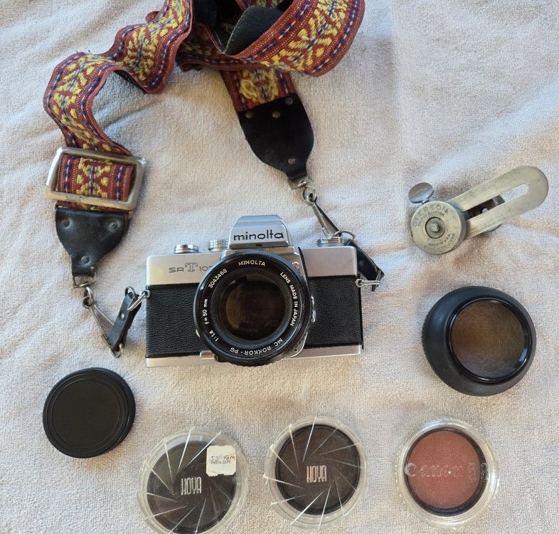 MINOLTA 35mm CAMERA