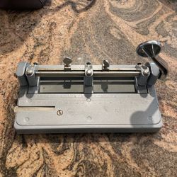 Vintage Antique Wilson Jones Hummer 3-hole Punch